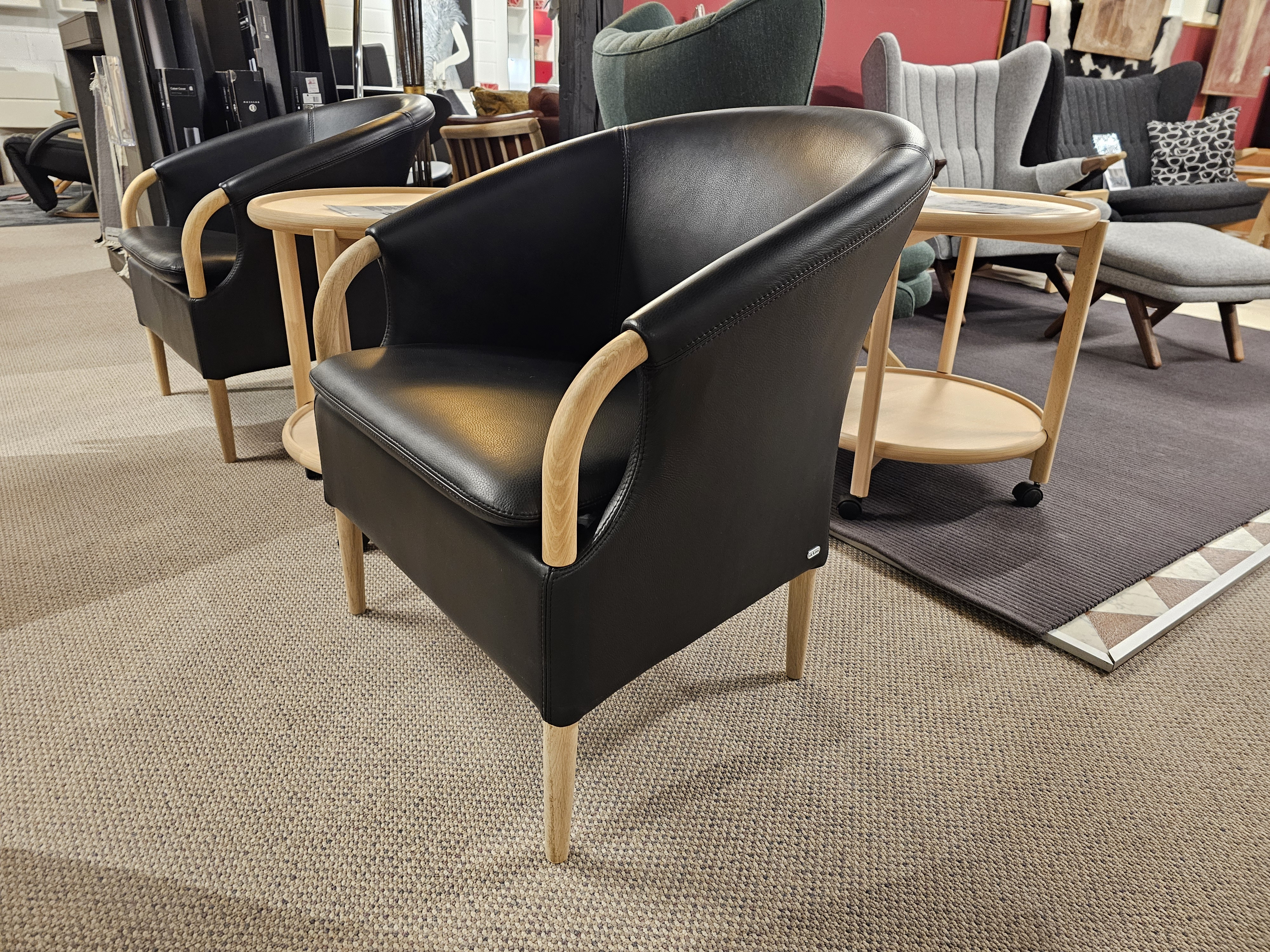 Opus loungestol design af Nissen & Gehl - stol udført af Nielaus